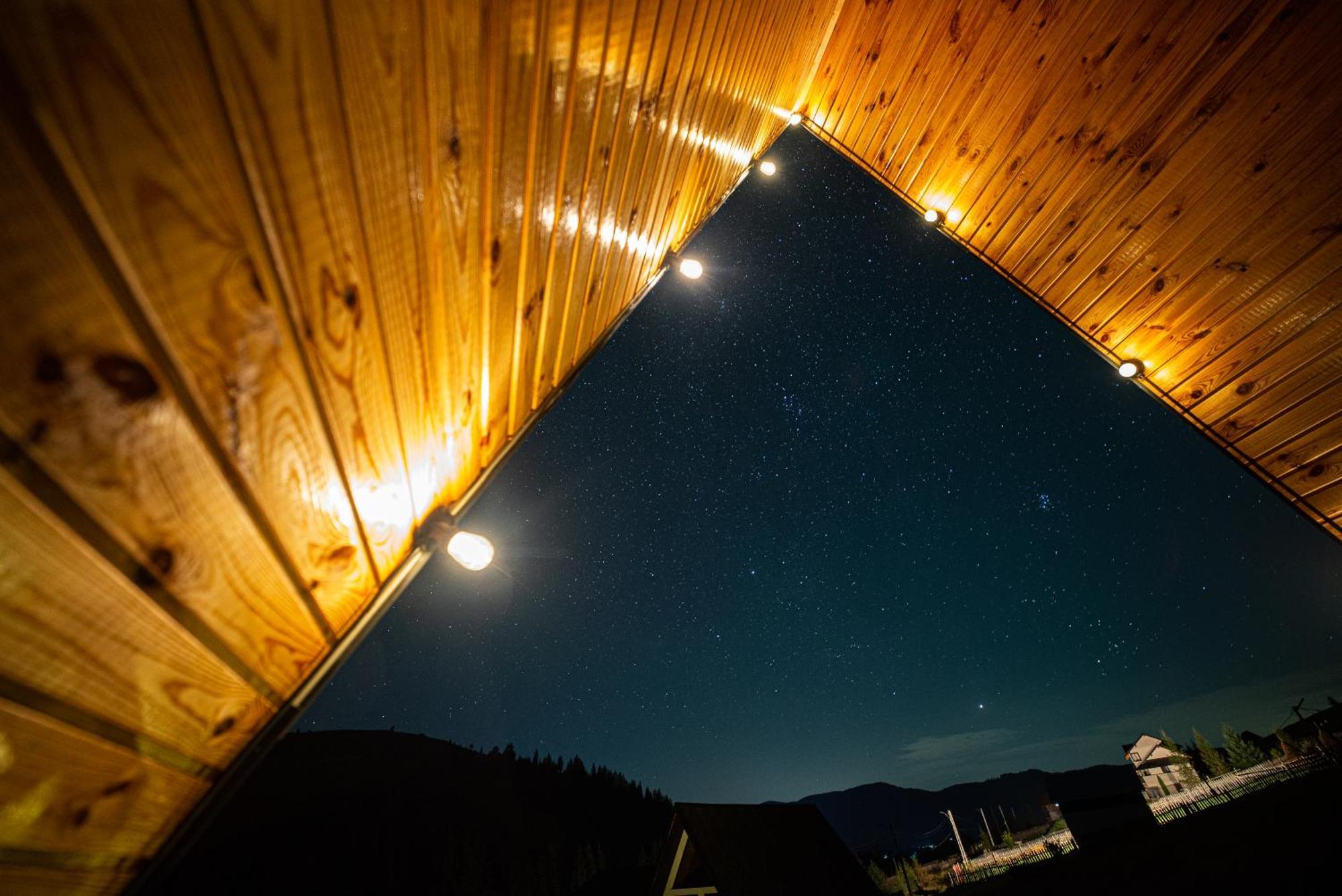 A Pisc Hotell Vatra Moldoviţei Exteriör bild