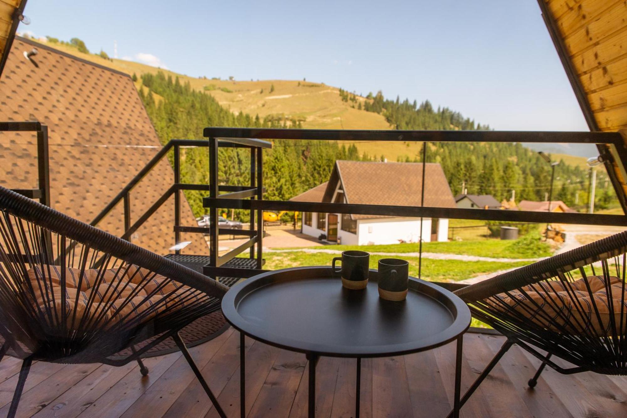 A Pisc Hotell Vatra Moldoviţei Exteriör bild