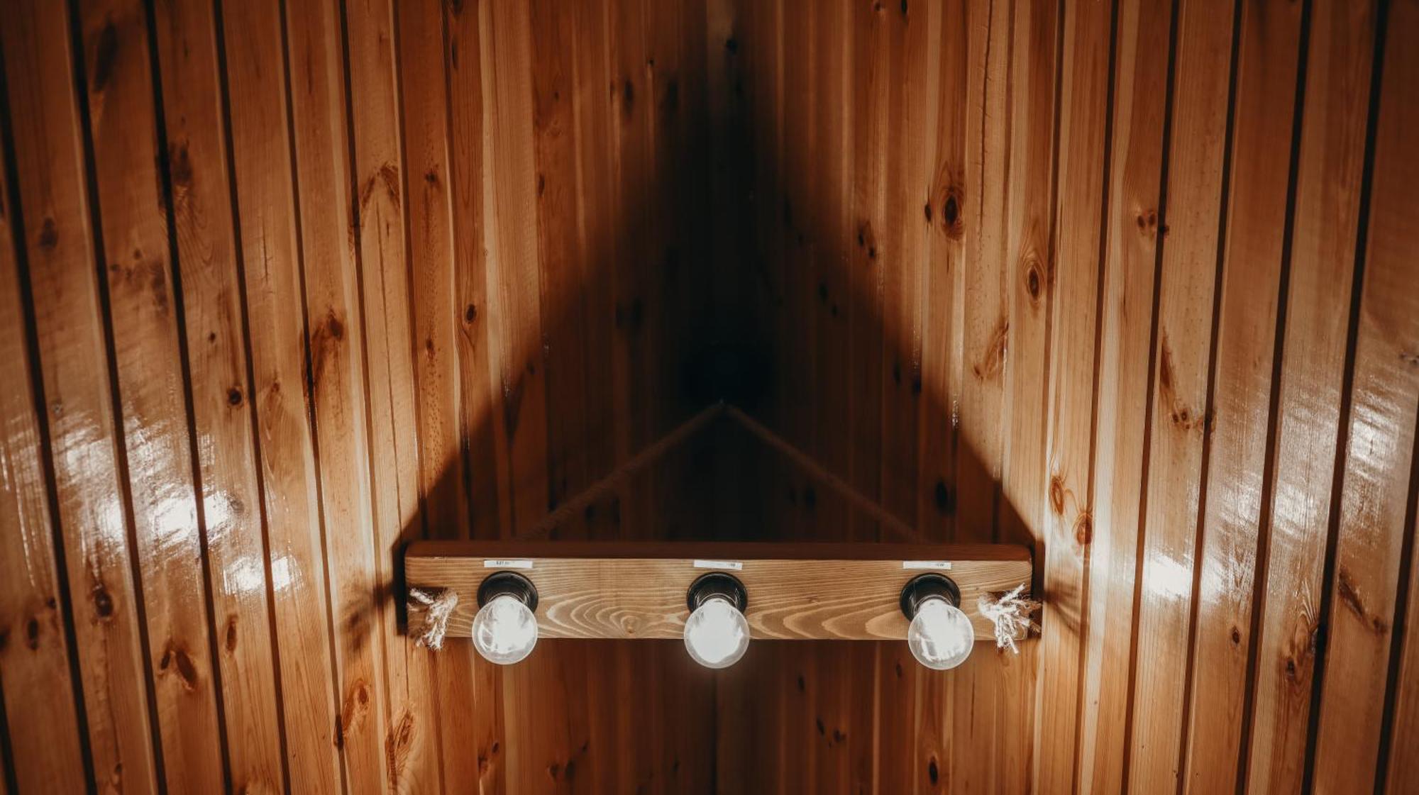 A Pisc Hotell Vatra Moldoviţei Exteriör bild